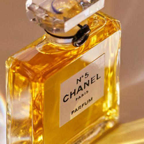 CHANEL No. 5 Eau de Parfum Spray for Women 3.4 oz / 100 ml