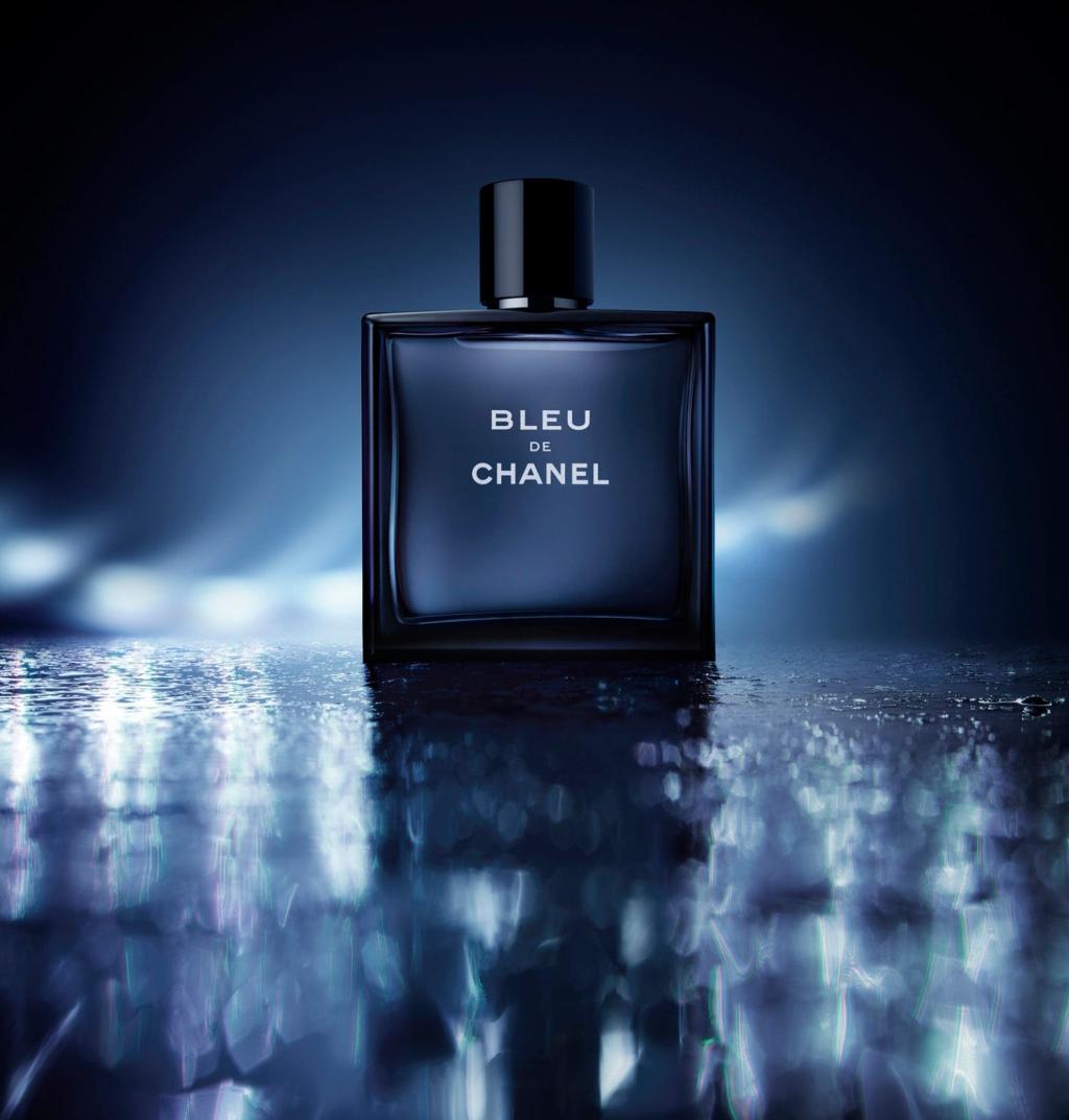BLEU de CHANEL Eau de Toilette Spray for Men 3.4 Oz / 100 ml | Luxury Woody Aromatic Fragrance