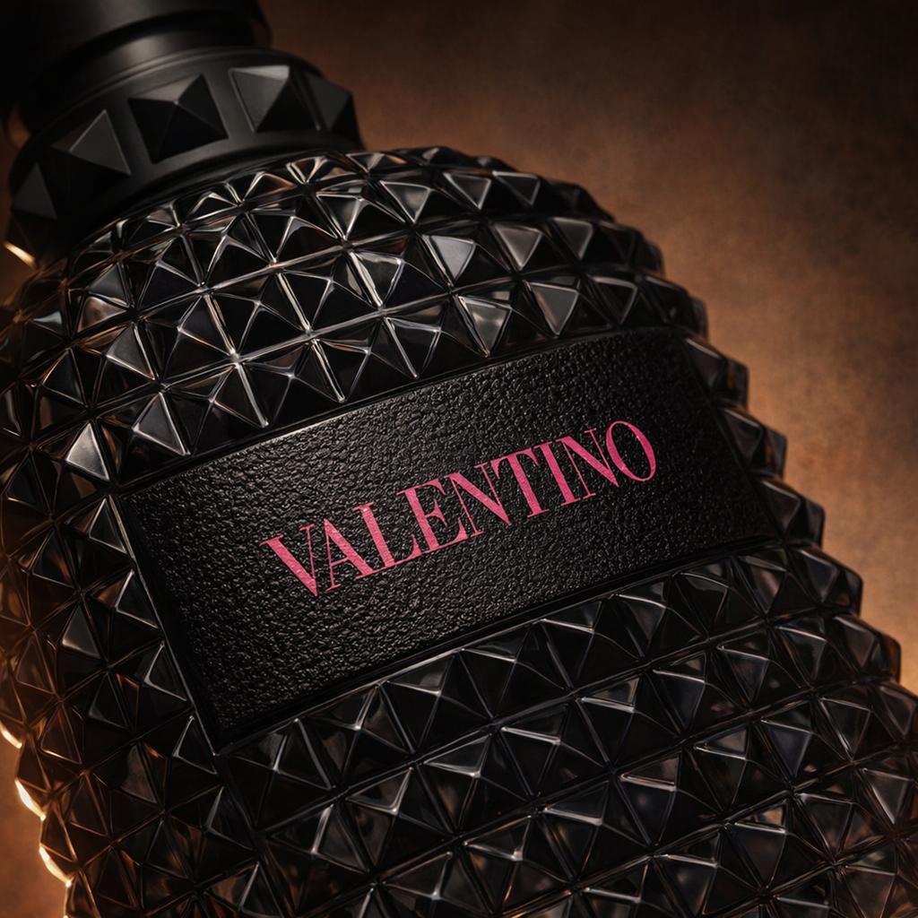 Valentino Uomo Born In Roma Intense Eau de Parfum Spray for Men, 3.4 100 ml